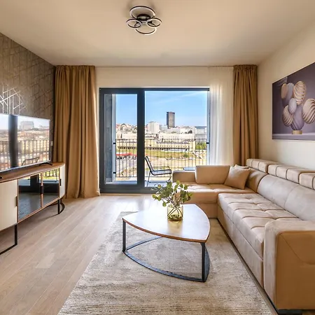 Waterfront Residences - Na Vodi דירה *