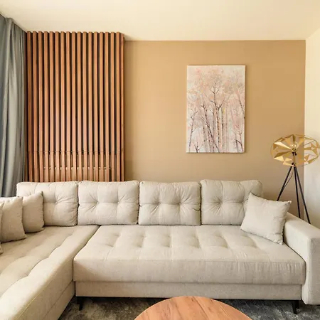 Waterfront Residences - Na Vodi דירה *