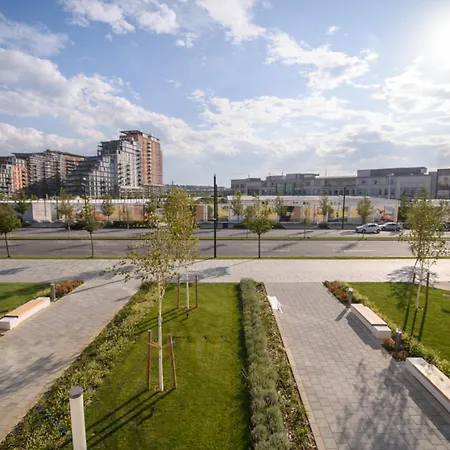 Апартаменты Waterfront Residences - Na Vodi